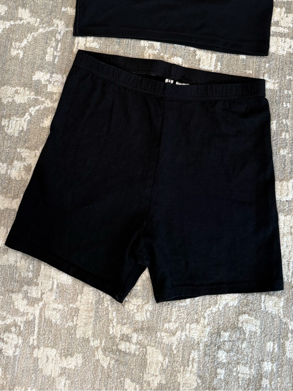 H&M Black cotton spandex shorts